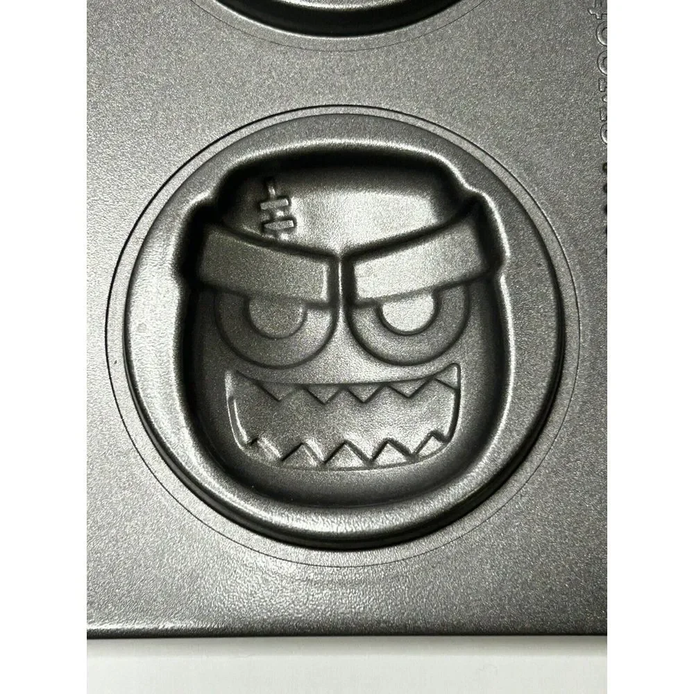 Sweet Creations Monster / Halloween Cookie Molds 6 Cavities Cookie Baking Pan